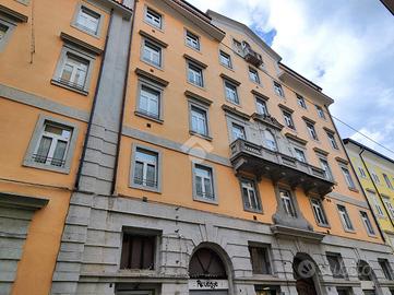 3 LOCALI A TRIESTE