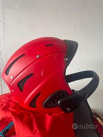 Casco kayak fluviale