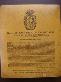 Antica scatola da gioco