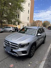 MERCEDES GLB 180 D