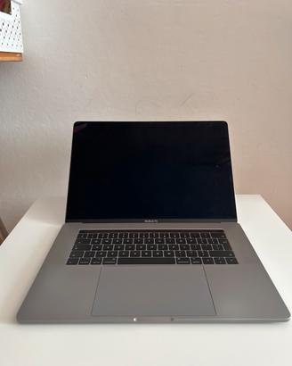 MacBook Pro 15 inch 2017