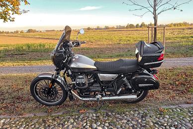Moto Guzzi V9 850 E5  Roamer