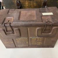 CASSA PORTA MUNIZIONI INGLESE 2^ GUERRA, 1944