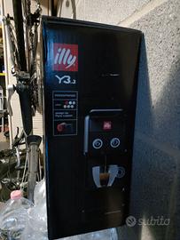Macchina per caffè Illy