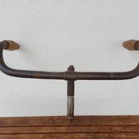 manubrio bici d'epoca con manopole in legno 