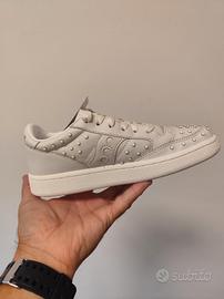 Sneakers Saucony Borchiate numero 37