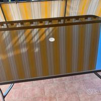 Tavolo in vetro e 4 sedie poltroncine comodissime