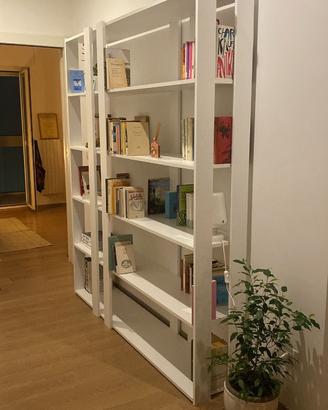 Libreria da soggiorno