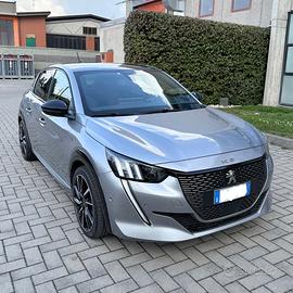 Peugeot 208 EAT8 101CV GT Line