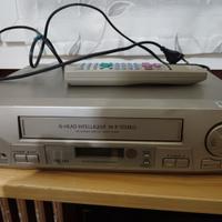 Videoregistratore SHARP con telecomando 