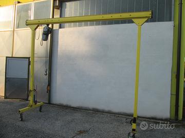 Argano Demag a cavalletto