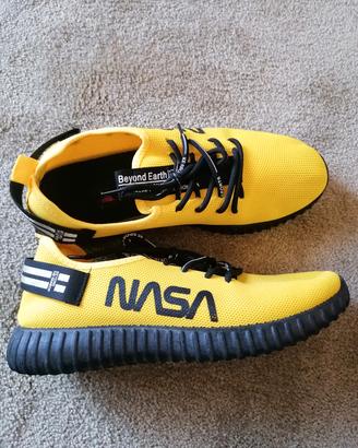 Sneakers NASA