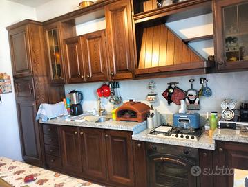 CUCINA IN MASSELLO DI CASTAGNO 