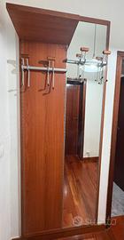 Appendi abiti con specchiera