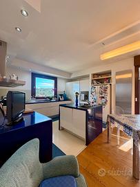 Prestigioso Quadrilocale - Bonaria (CA)