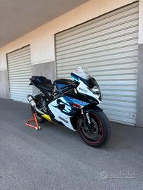 Suzuki Gsx r 1000 k5 k6