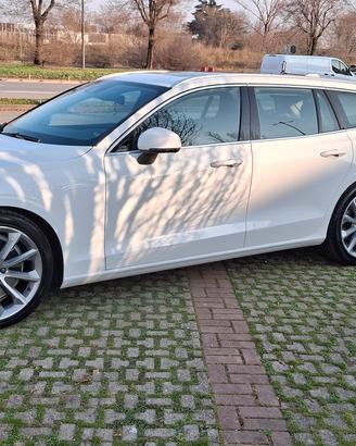 Volvo V60 T5 AWD Geartronic MY20