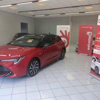 Toyota Corolla 1.8h Business cvt