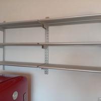 Libreria in acciaio