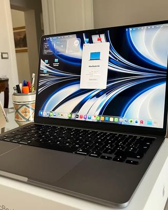 MacBook Air M2(2022), SSD 512GB , RAM 16 GB