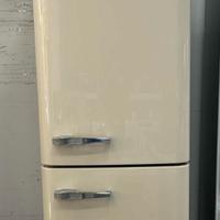 frigorifero Smeg anni'50 crema