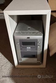 stereo jcv con doppia cassetta e lettore cd.