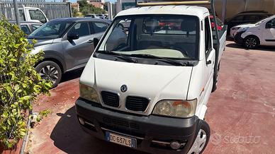 Mahindra ribaltabile