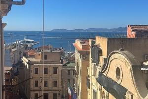 Esavano panoramico all'ultimo piano