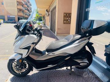 HONDA Forza 350 DELUXE TUTTO INCLUSO ANCHE PASSA