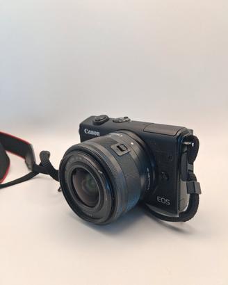 Canon Eos M200