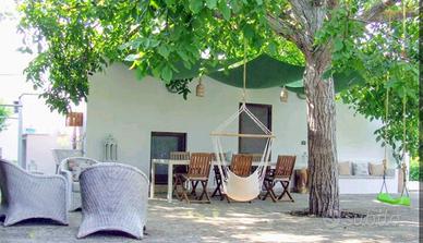 Villetta con grande giardino nel cuore del Salento