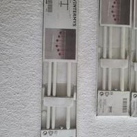 appendi decorazioni o gioielli