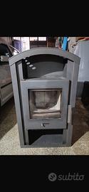 Stufa a legna 7,6 kw