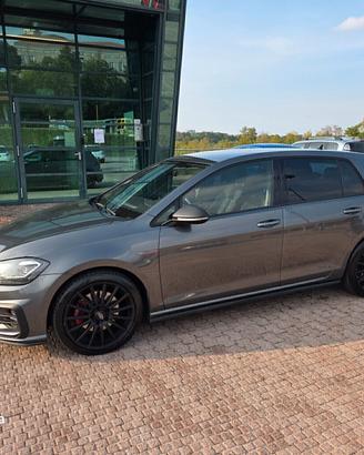 Volkswagen Golf GTD 2.0 TDI valutiamo usato /