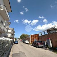 3 LOCALI A CASALNUOVO DI NAPOLI