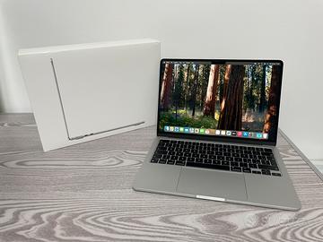 MacBook Air M2 2022 Garanzia Fattura Negozio Apple