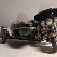 Modellino moto Harley Davidson 1998 con sidecar
