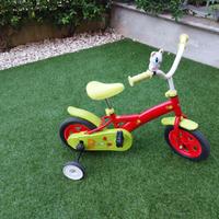 Bicicletta con rotelle