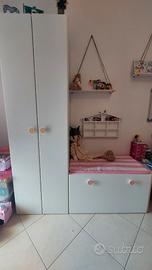 Armadio e panca contenitore