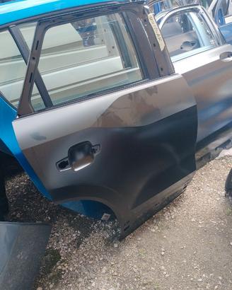 Porta posteriore destra audi q2 nuova