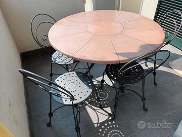 tavolo rotondo cotto e ferro battuto