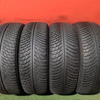 235 65 17 Gomme Invernali 95% Michelin 235 65R17