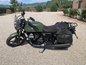 Moto Guzzi V7 IV - 2024