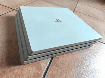 PlayStation 4 Pro 1TB Glacier White FW 9.03