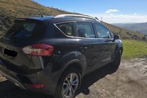 Ford Kuga allestimento Titanium 