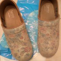 Scarpe marca sanita