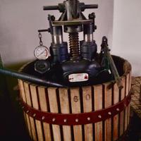 Torchio per giardino e per uso agricolo