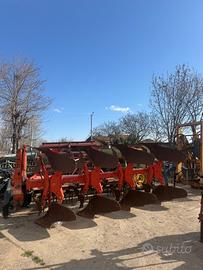 Aratro 4 vomere voltorecchio kuhn