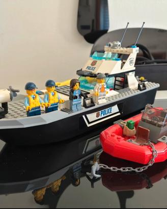 LEGO City, set 60129 Motoscafo della Polizia