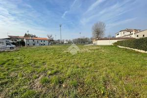 Ter. residenziale in centro ad Arre di 1.462 mq